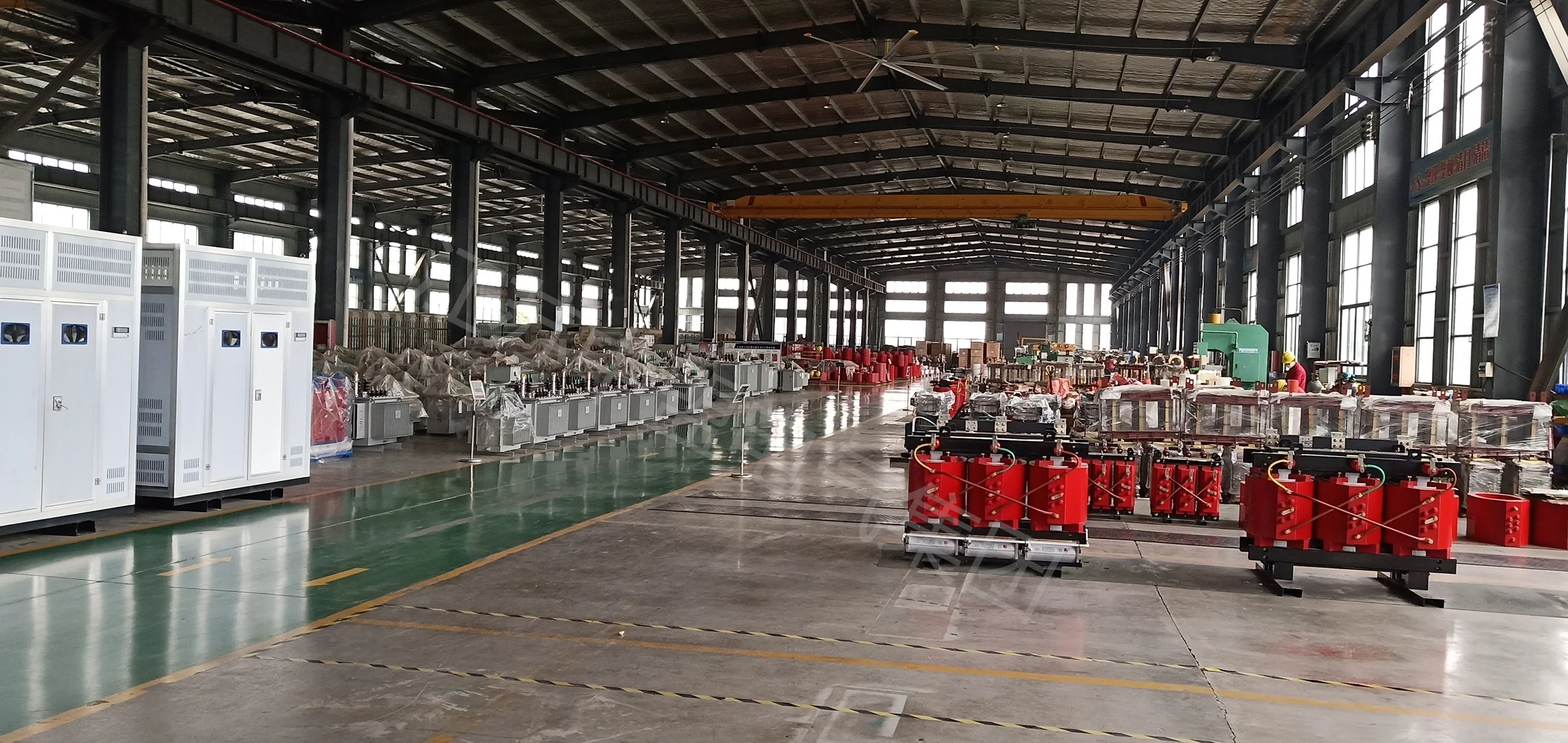 Compact Distribution Transformer
